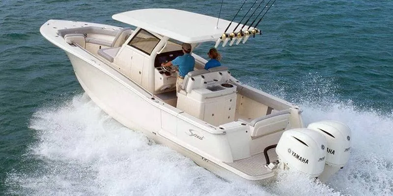 The Image of Scout Boat Company LXF 305 2026 - undefined