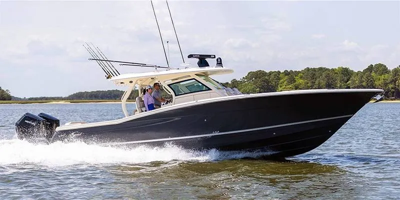The Image of Scout Boat Company LXF 400 2026 - 0
