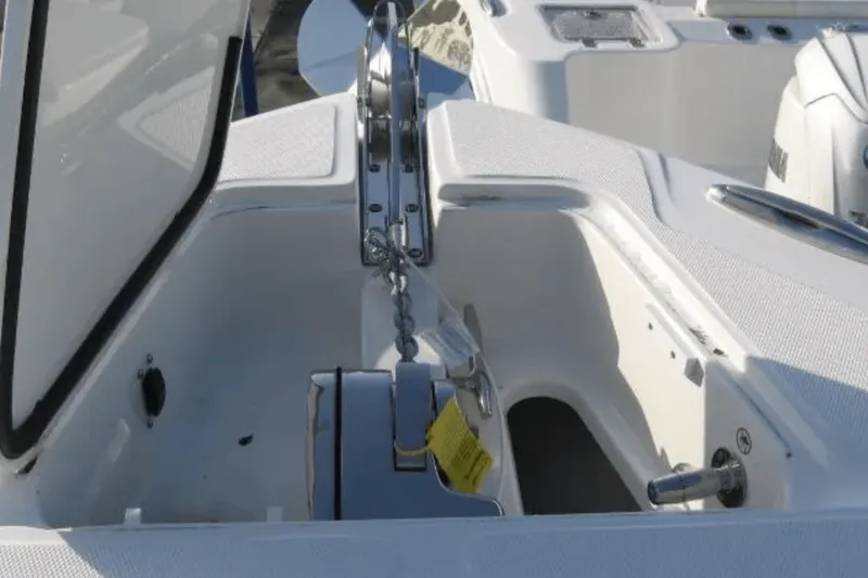 Slide: The Image of EdgeWater 325CC 2024 - 7