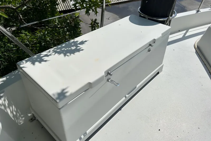 Slide: The Image of Hatteras 70 Cockpit Motor Yacht 1991 - 51