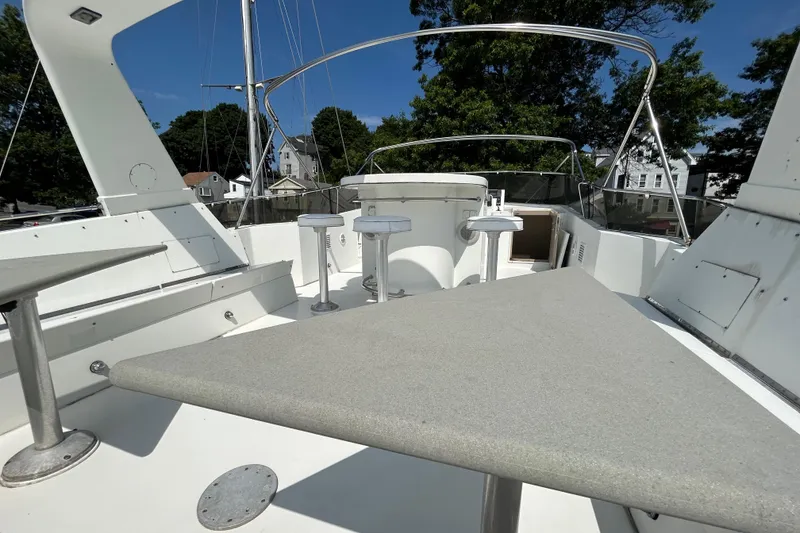 Slide: The Image of Hatteras 70 Cockpit Motor Yacht 1991 - 71