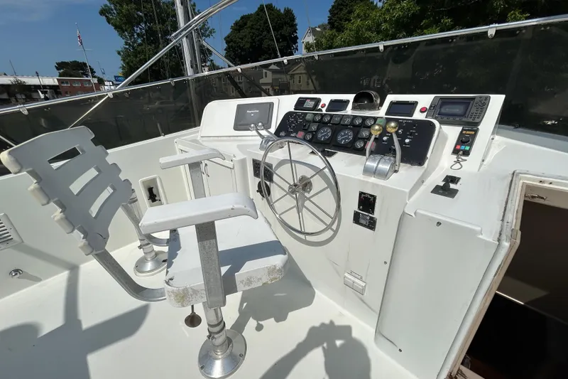 Slide: The Image of Hatteras 70 Cockpit Motor Yacht 1991 - 75