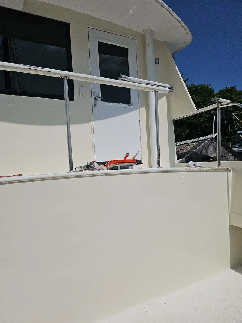 Slide: The Image of Hatteras 70 Cockpit Motor Yacht 1991 - 78