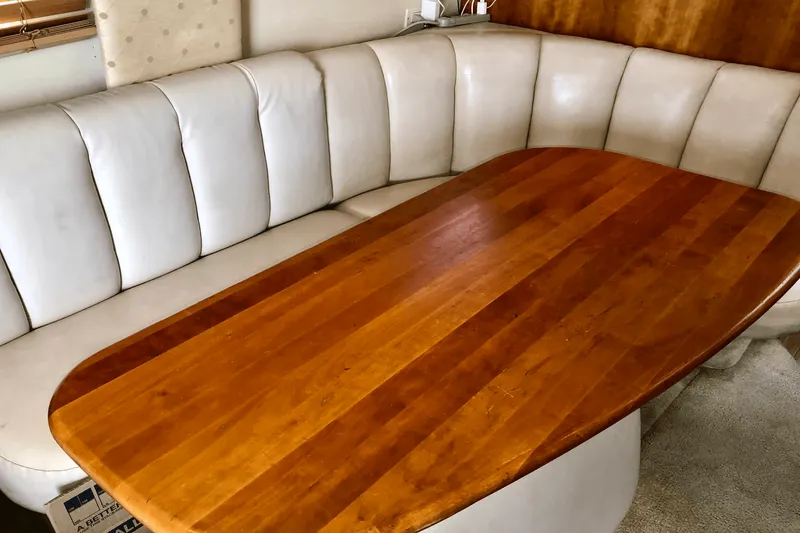 Slide: The Image of Silverton 351 SEDAN CRUISER 2000 - 17