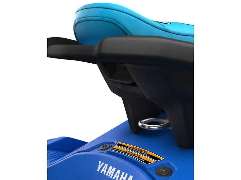 Slide: The Image of Yamaha JetBlaster DLX 3-Up 2026 - 8