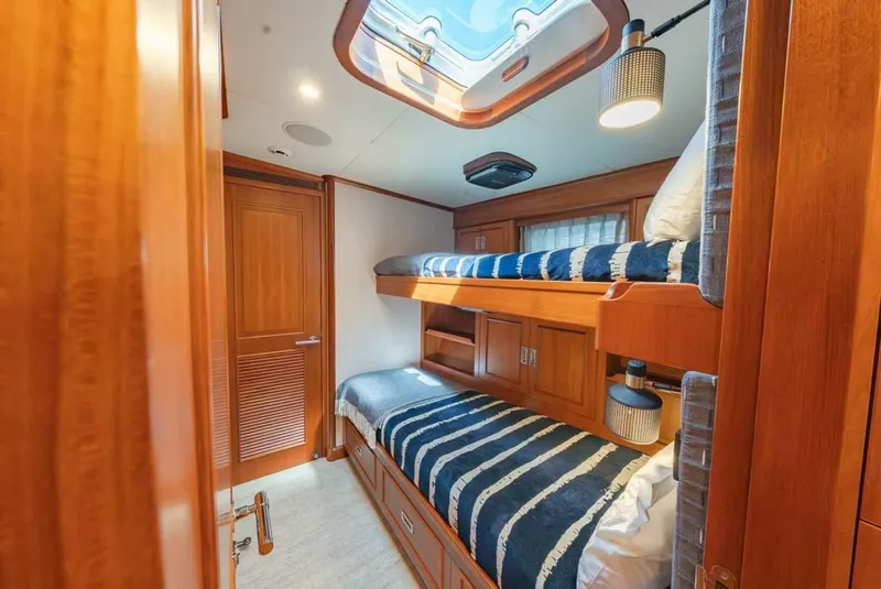 Slide: The Image of Feadship Gentleman's Yachtfish 1984 - 26
