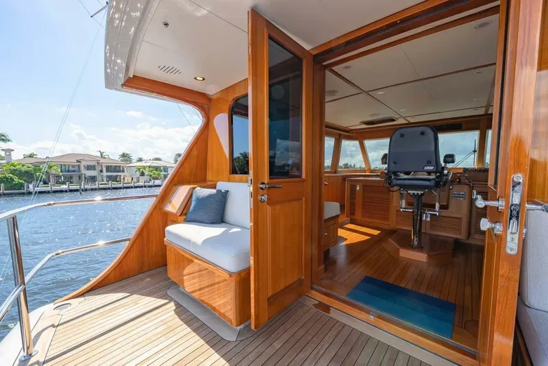 Slide: The Image of Feadship Gentleman's Yachtfish 1984 - 37