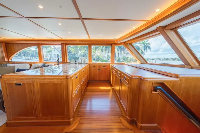 Slide: The Image of Feadship Gentleman's Yachtfish 1984 - 13