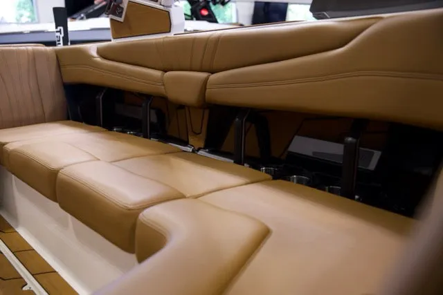Slide: The Image of Malibu 22 LSV 2026 - 32