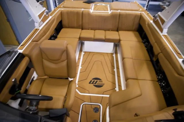 Slide: The Image of Malibu 22 LSV 2026 - 34