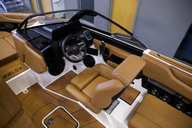 Slide: The Image of Malibu 22 LSV 2026 - 17