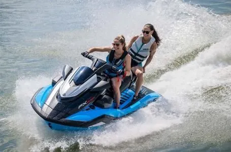 Slide: The Image of 2025 Yamaha WaveRunner FX Cruiser HO on water - 8