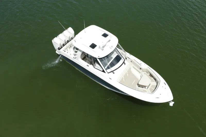 Slide: The Image of Boston Whaler 380 Realm 2025 - 11