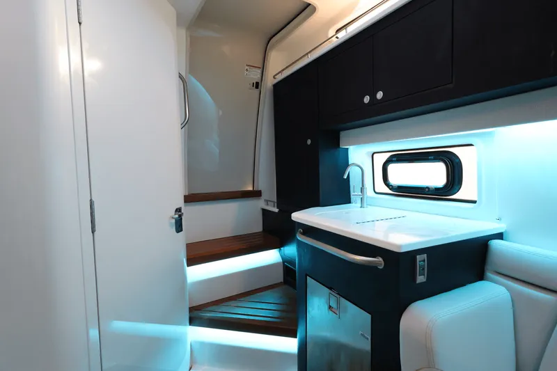 Slide: The Image of Boston Whaler 380 Realm 2025 - 26