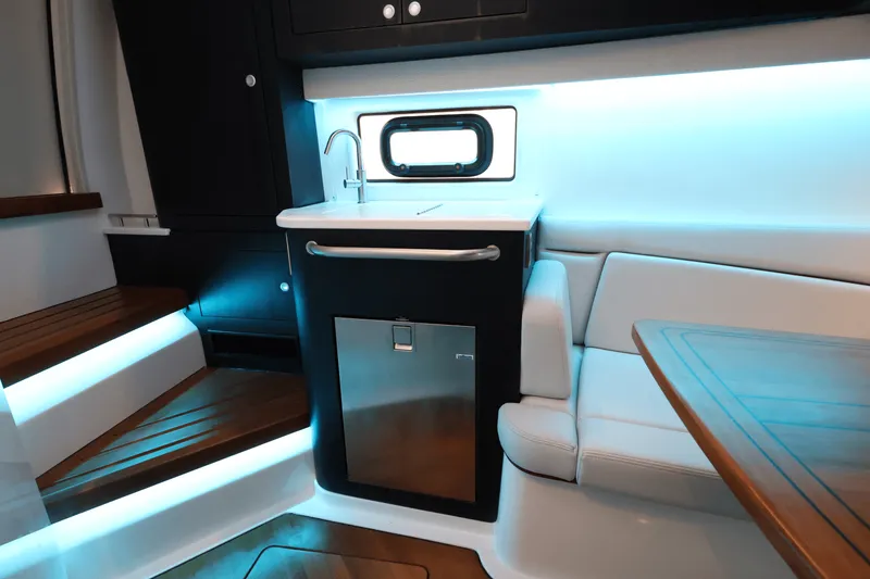 Slide: The Image of Boston Whaler 380 Realm 2025 - 27