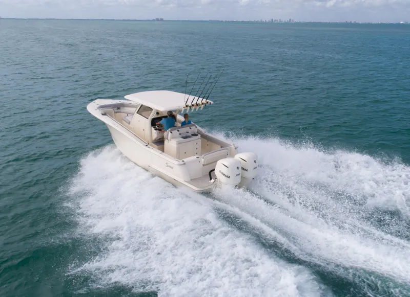 Slide: The Image of Scout 305LXF 2026 - 7