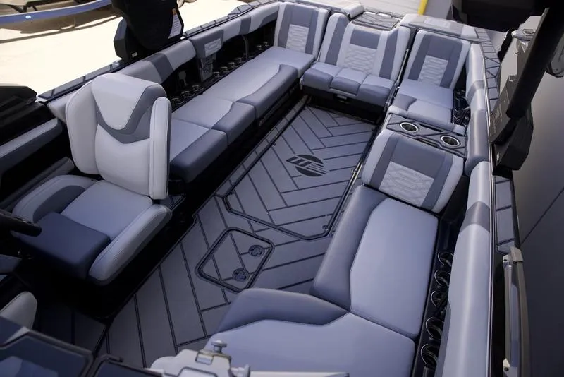 Slide: The Image of Malibu 26 LSV 2026 - 42
