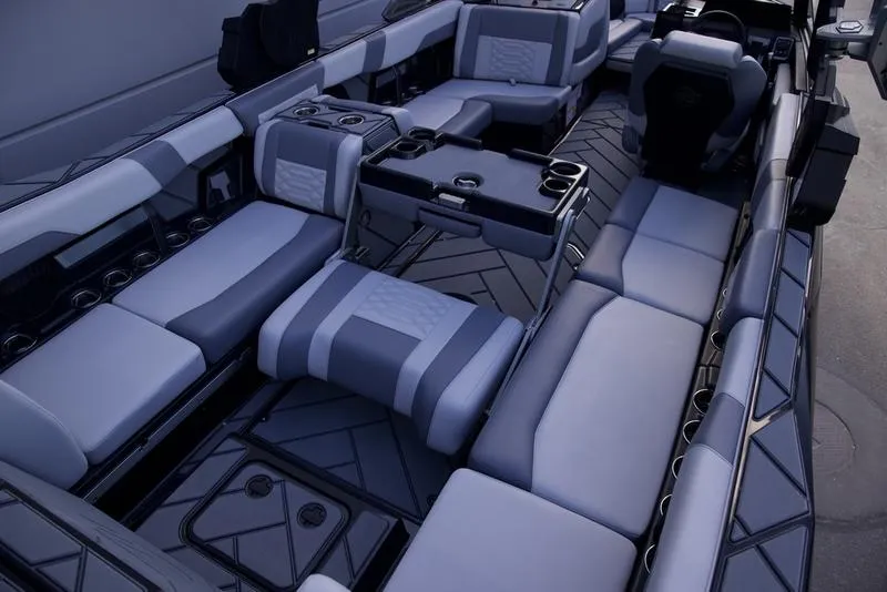 Slide: The Image of Malibu 26 LSV 2026 - 35