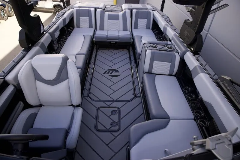 Slide: The Image of Malibu 26 LSV 2026 - 40