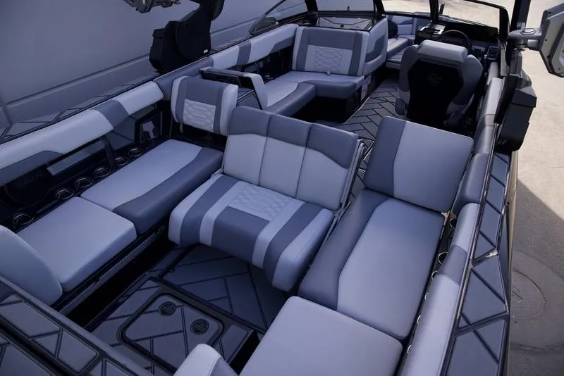 Slide: The Image of Malibu 26 LSV 2026 - 37