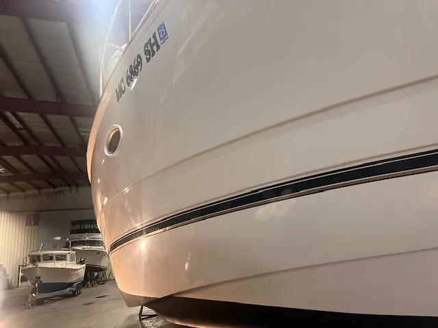 Slide: The Image of Cruisers 4450 Express Motoryacht 2000 - 79