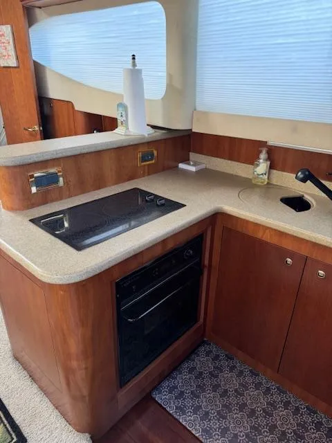 Slide: The Image of Cruisers Yachts 4450 Express Motoryacht 2000 - 58