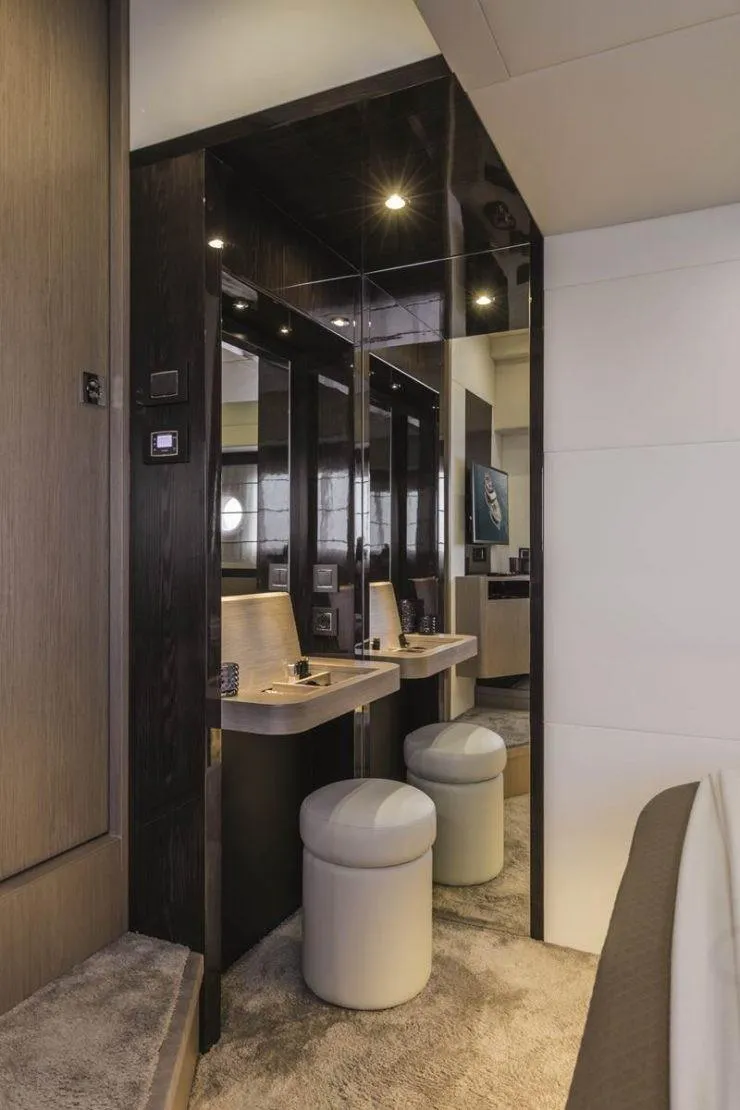 Slide: The Image of Master Stateroom - 20