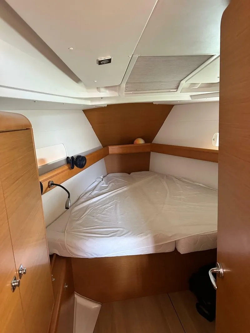 Slide: The Image of Jeanneau Sun Odyssey 409 2015 - 8