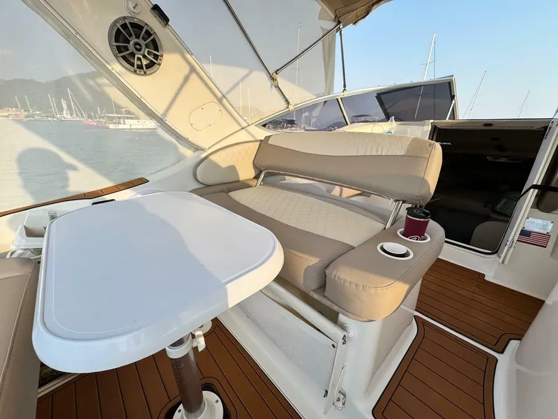 Slide: The Image of Bayliner 2855 Ciera 2001 - 3