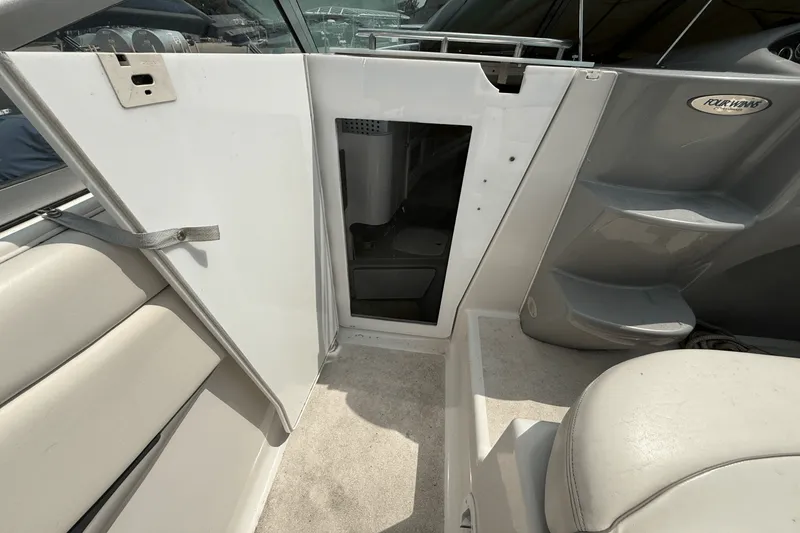 Slide: The Image of Four Winns 248 VISTA 2000 - 16