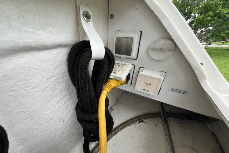 Slide: The Image of Sea Ray 300 SUNDANCER 2005 - 8