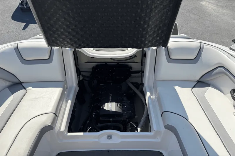 Slide: The Image of Yamaha AR190 2017 - 10