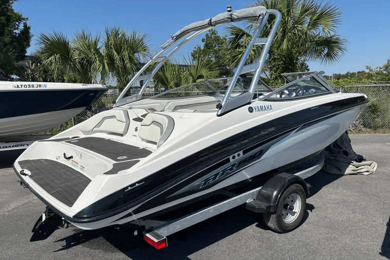 Slide: The Image of Yamaha AR190 2017 - 2