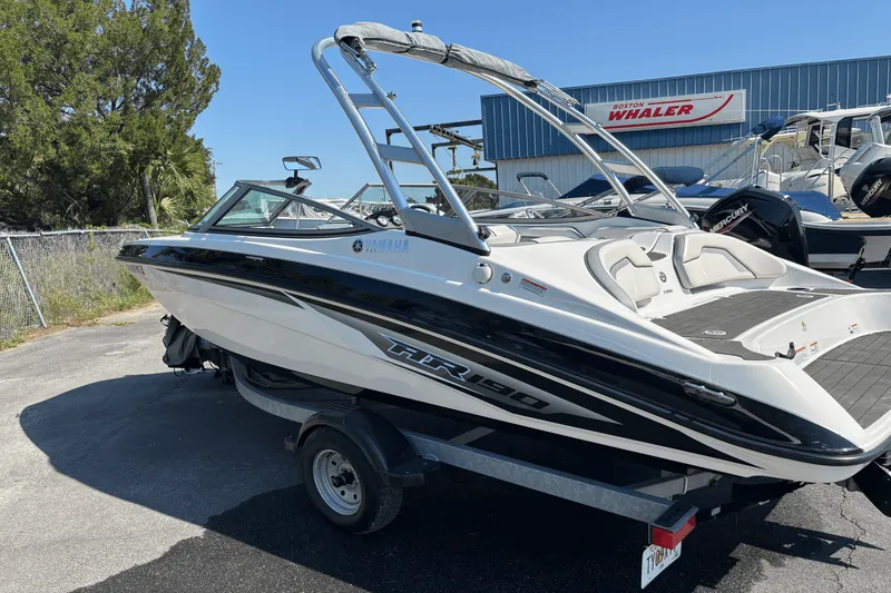 Slide: The Image of Yamaha AR190 2017 - 3