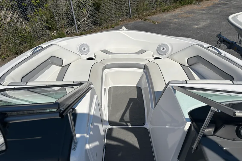 Slide: The Image of Yamaha AR190 2017 - 8