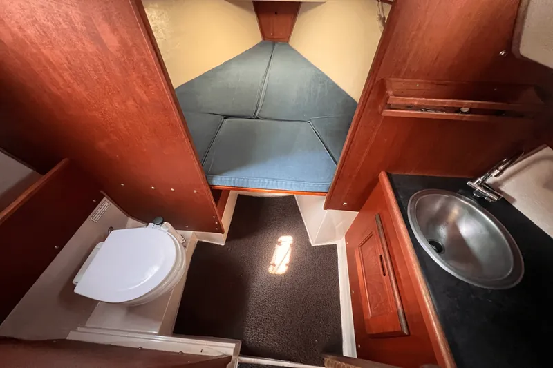 Slide: The Image of Catalina 25 POP TOP 1987 - 14