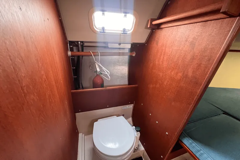 Slide: The Image of Catalina 25 POP TOP 1987 - 15