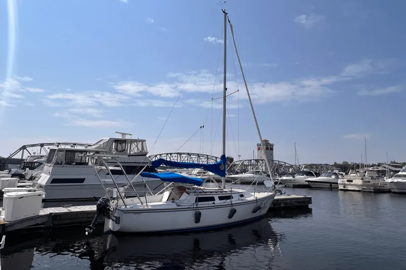 Slide: The Image of Catalina 25 POP TOP 1987 - 2