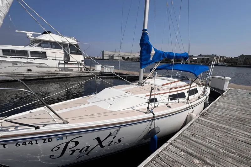 Slide: The Image of Catalina 25 POP TOP 1987 - 6