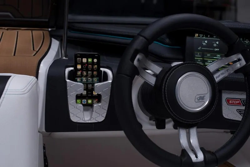 Slide: The Image of Nautique Ski Nautique 2023 - 51