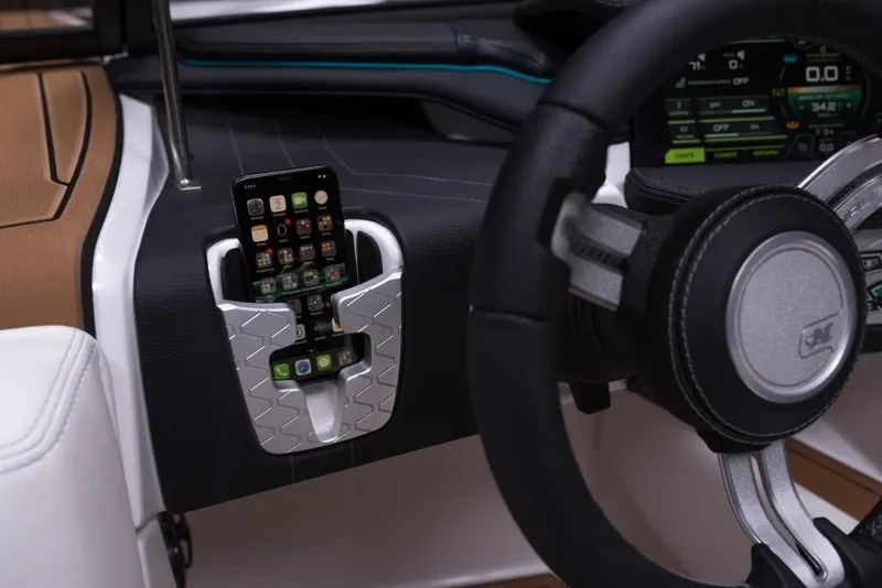 Slide: The Image of Nautique Ski Nautique 2023 - 52