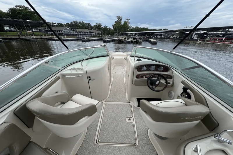 Slide: The Image of Sea Ray 270 SUNDECK 2006 - 14