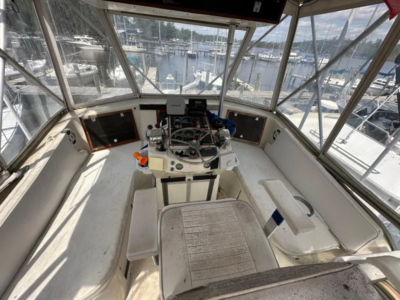 Slide: The Image of 1968 Hatteras 40 ft. - 17