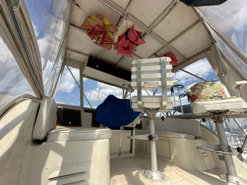 Slide: The Image of 1968 Hatteras 40 ft. - 19