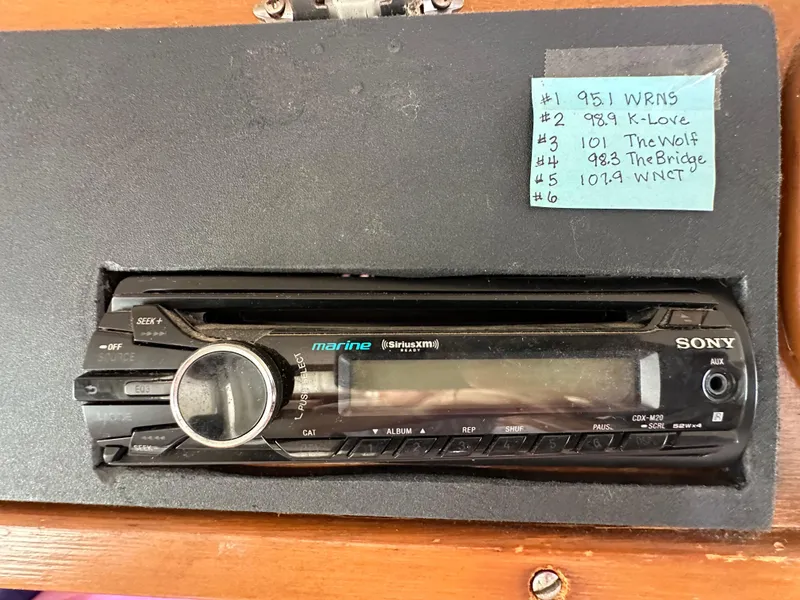 Slide: The Image of 1968 Hatteras 40 ft. - 26