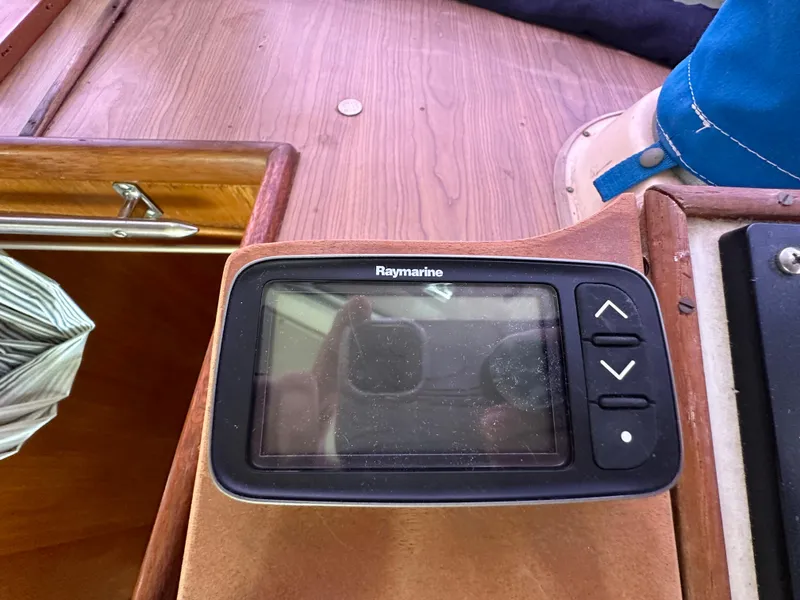 Slide: The Image of 1968 Hatteras 40 ft. - 29