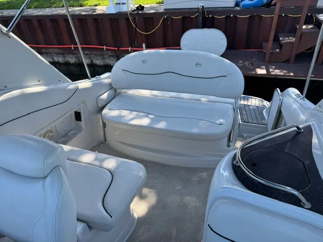 Slide: The Image of Crownline Boats 270 CR 2005 - 23