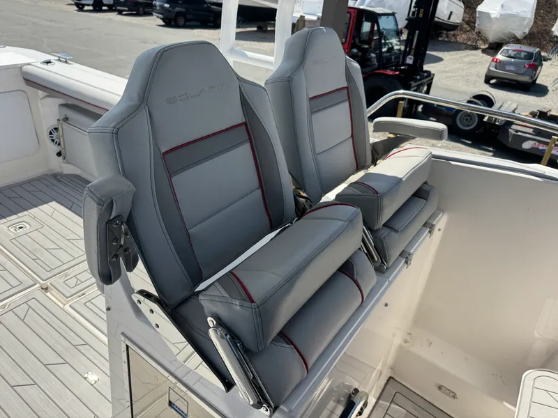Slide: The Image of Solara S 310 CW 2023 - 11