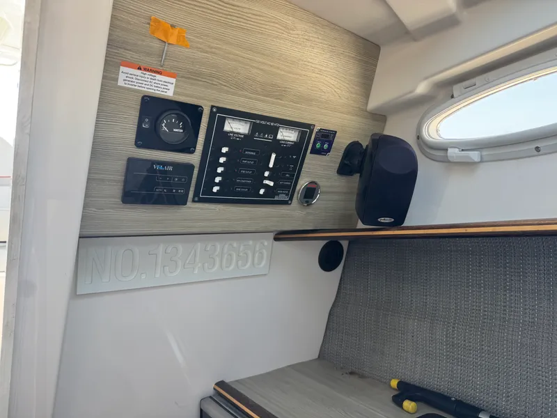 Slide: The Image of Solara S 310 CW 2023 - 13