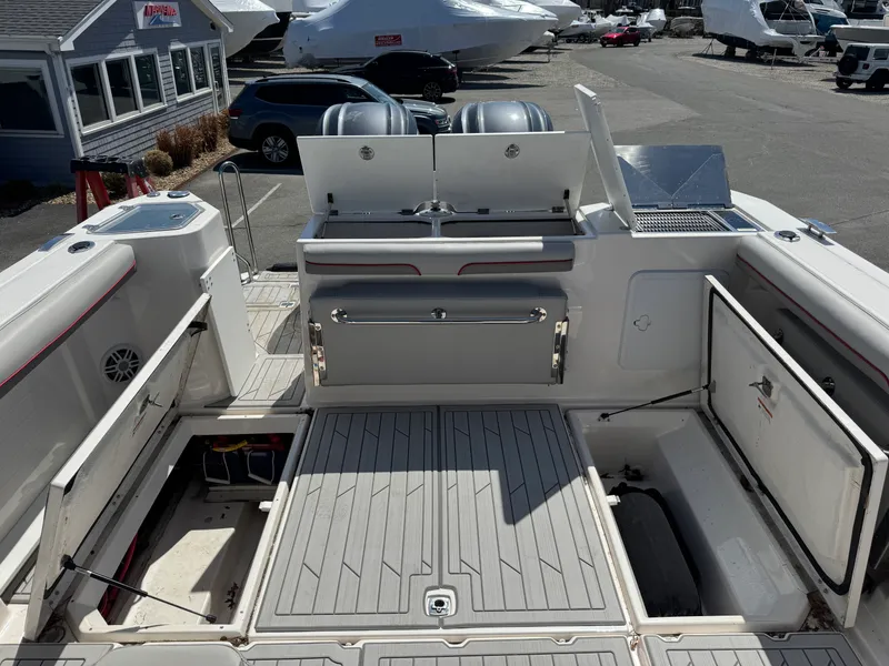 Slide: The Image of Solara S 310 CW 2023 - 5